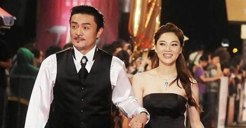 李㼈婚姻亮紅燈，小嬌妻淚訴已經很累了，真的沒力氣再炒飯，卻惹好男人李㼈難得動怒：你躺著就好